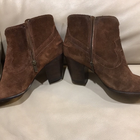 FRYE RENEE SEAM BOOTIE - Picture 6 of 7
